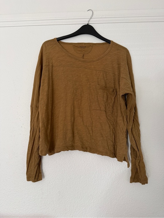 Madewell Tops - Madewell Long-Sleeve Pocket crop Tee 100% cotton swingy tee Caramel gold Brown